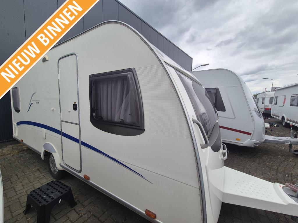 Bürstner Belcanto 455 TS 2007 Voortent 9950,-, Caravans en Kamperen, Caravans, Rondzit, Schokbreker, Particulier, Tot en met 4