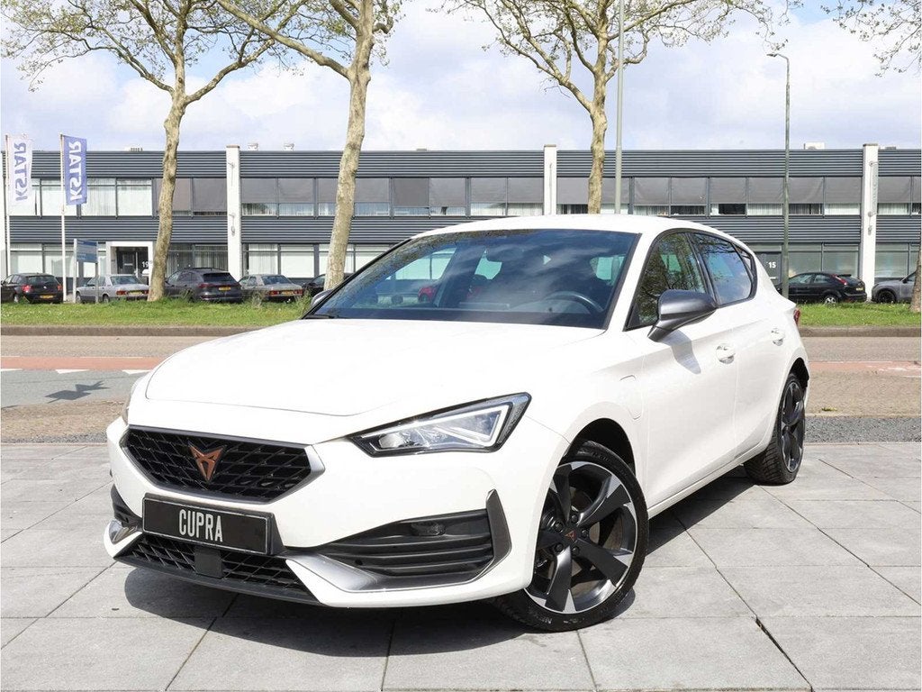 Cupra Leon 1.4 eHybrid VZ 204PK Automaat 2022, Auto's, Cupra, Automaat, Gebruikt, Leon, Bedrijf
