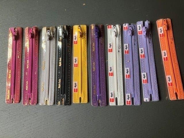 Ritsen nylon S40 merk Optium niet deelbaar 12 cm € 1,75 p st, Ophalen of Verzenden, Nieuw, Rits of Sluiting