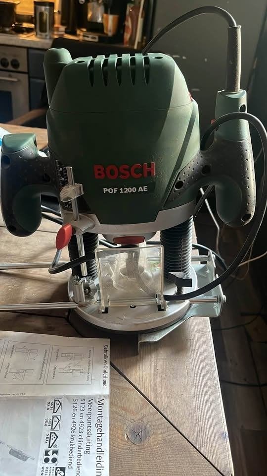Bosch Bovenfrees 1200 AE, Ophalen, Zo goed als nieuw, Bovenfrees, Bosch