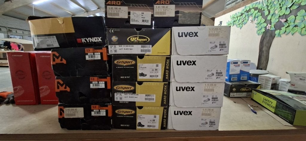 Werkschoenen, Ophalen, Nieuw