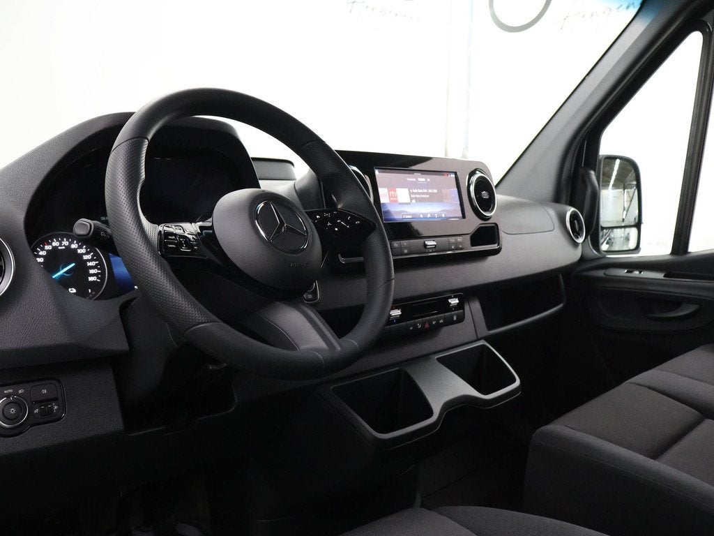 Mercedes-Benz eSprinter 414 GB L2 H2 PRO | 81 kWh | 4250 GVW, Auto's, Automaat, Zwart, 2000 kg, 113 kWh