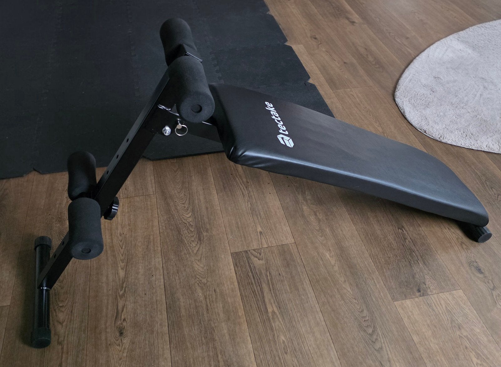 Tectake buikspierbank - Zo goed als nieuw, Sport en Fitness, Ophalen, Zo goed als nieuw, Buik, Fitnessbank