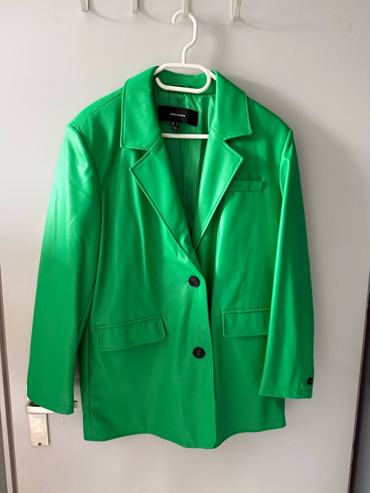 Vero Moda Felgroene Lederlook Blazer Maat S, Ophalen of Verzenden, Zo goed als nieuw, Jasje, Maat 36 (S)