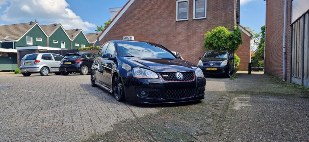 Volkswagen Golf V GTI Edition 30 DSG, Auto's, Volkswagen, 4 cilinders, 1984 cc, Zwart, 75 €/maand