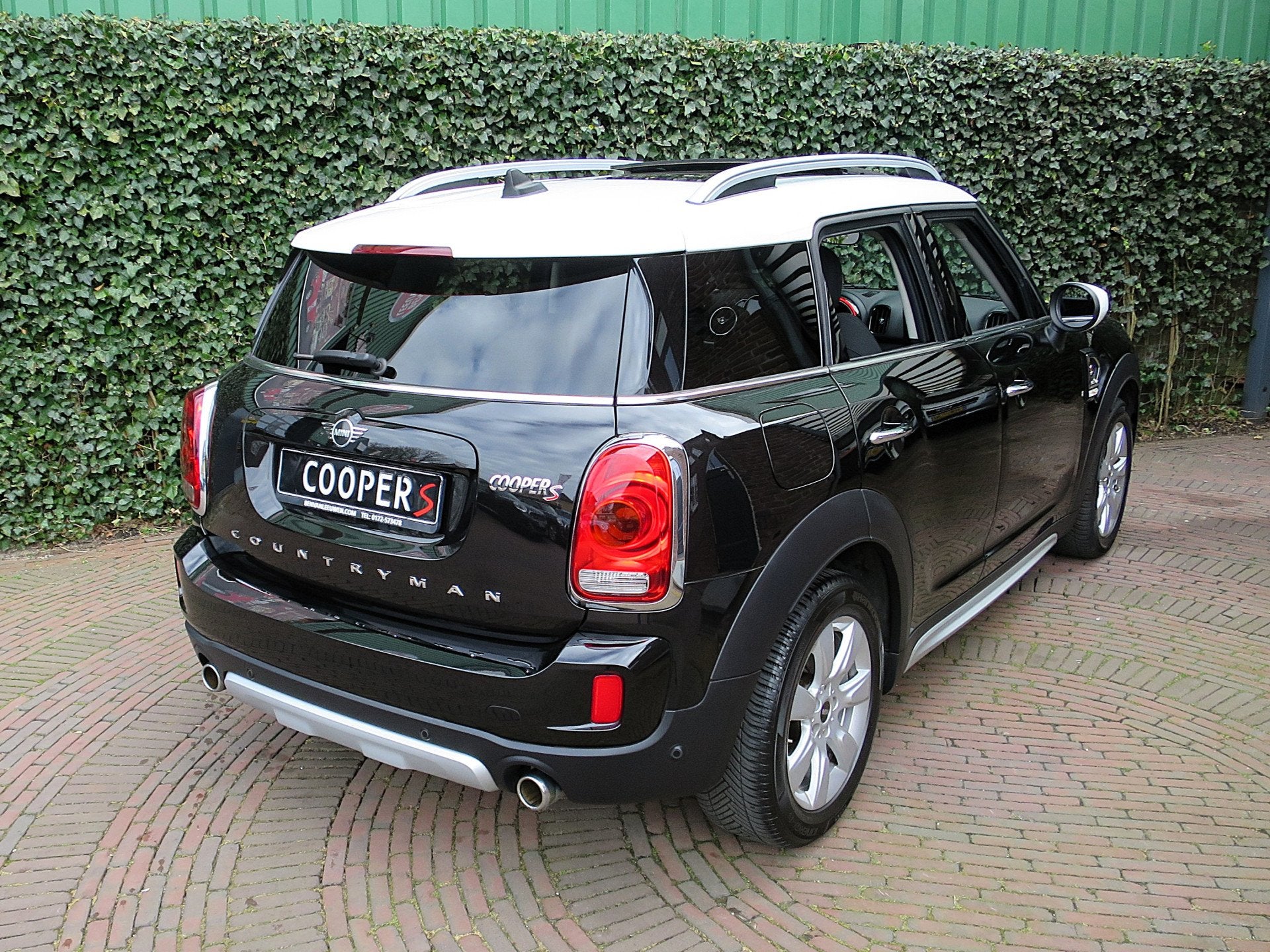 MINI Countryman 2.0 Cooper S F60 automaat 1e eig, Pano, A.kl, Stof, Gebruikt, 1435 kg, Zwart