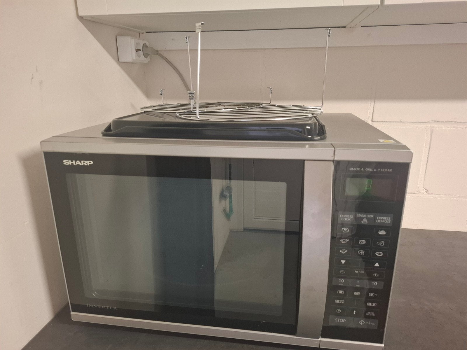 Sharp R-971(IN)W Combimagnetron - Zo goed als nieuw, Witgoed en Apparatuur, Magnetrons, Ophalen, Combimagnetron, Zo goed als nieuw