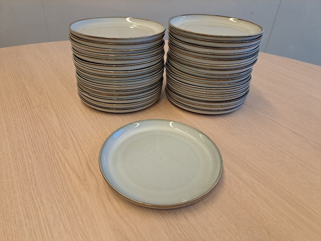 22x Bordje 20 cm IKEA GLADELIG grijs, Ophalen, Gebruikt, Bord(en), Overige stijlen
