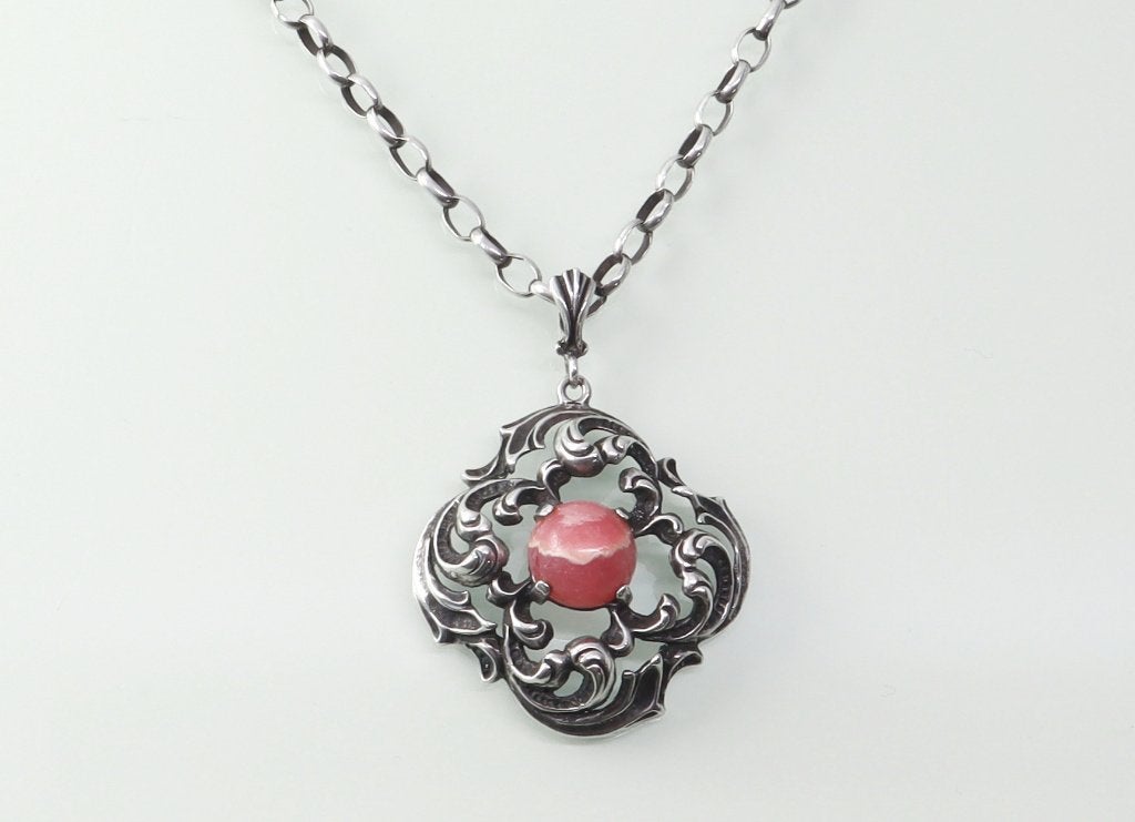 Zilveren hanger rhodochrosiet aan jasseron collier, Ophalen of Verzenden, Zilver, Hanger, Met edelsteen