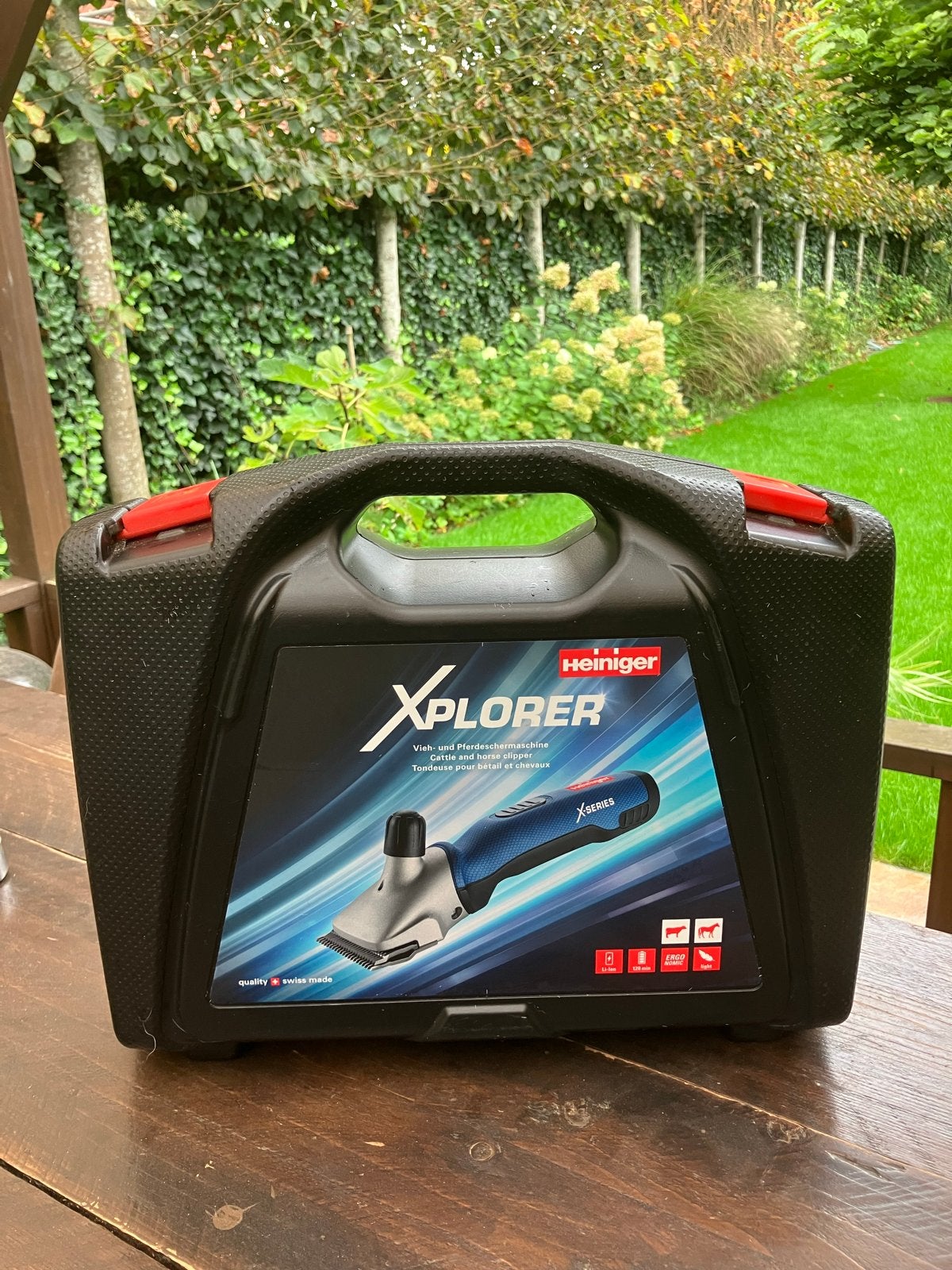 Heiniger "XPLORER" scheermachine, 2 messensets, 2 accu’s, Dieren en Toebehoren, Heiniger, Ophalen of Verzenden, Zo goed als nieuw