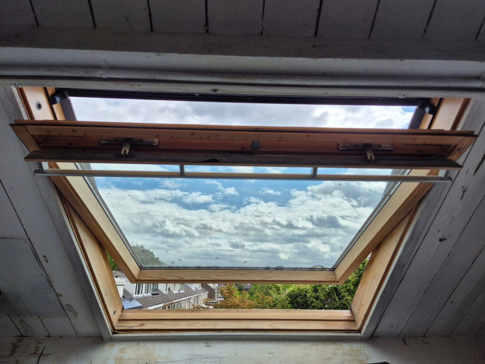 Dakraam: merk Velux (114x118cm), Ophalen, 80 tot 120 cm, 80 tot 120 cm, Dubbelglas
