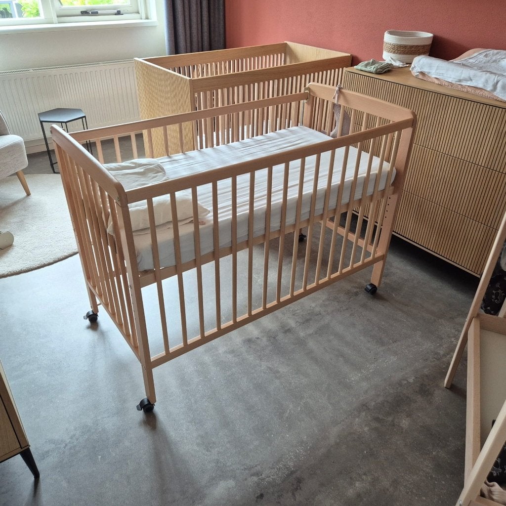 Co-sleeper, wieg en ledikant (3 in 1), Kinderen en Baby's, Babywiegjes en Ledikanten, Ophalen, Zo goed als nieuw, Ledikant