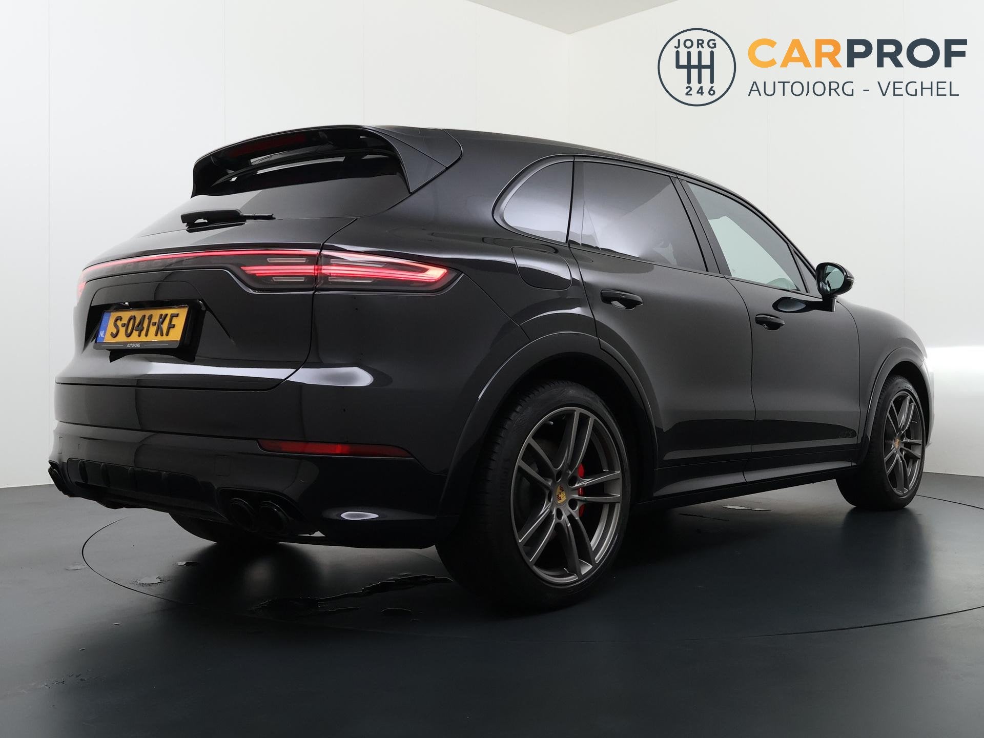 Porsche Cayenne 4.0 GTS V8 | Sport Uitlaat | Dealer onderhou, Automaat, Cayenne, Automatische klimaatregeling, Zwart