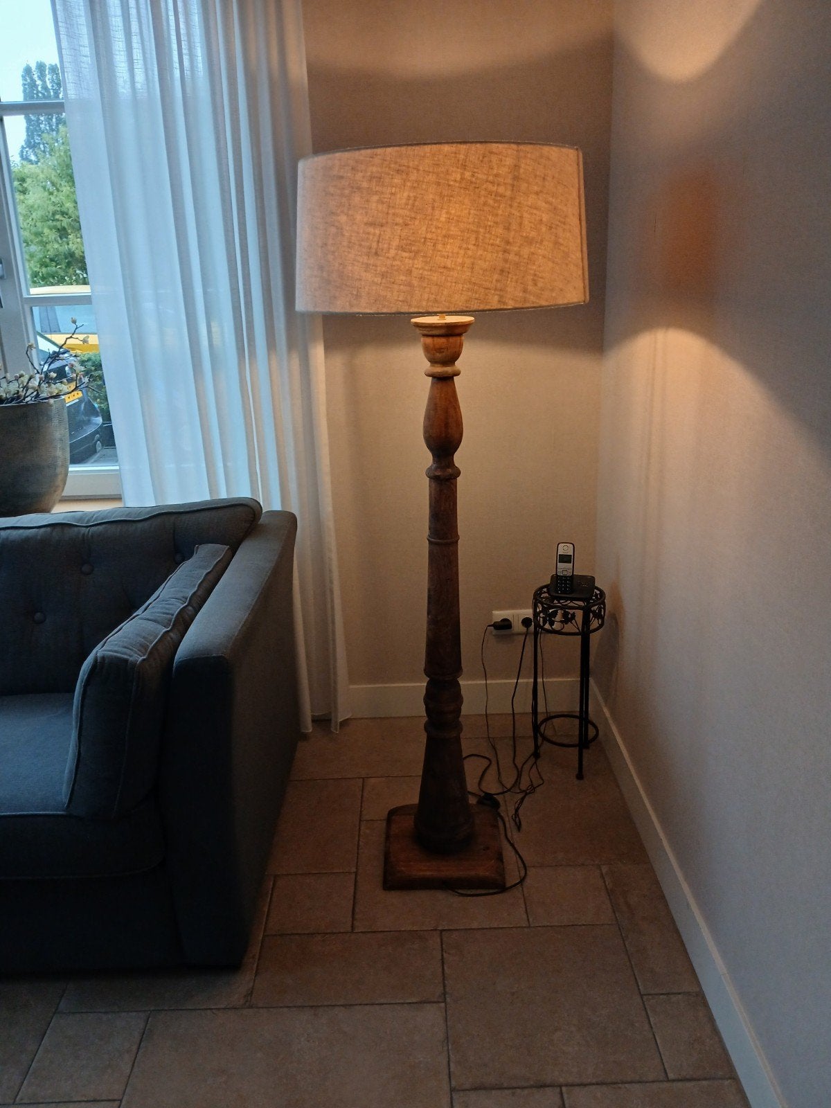 Prachtige lamp in zeer goede staat, Huis en Inrichting, Lampen | Vloerlampen, Ophalen of Verzenden, Zo goed als nieuw, Minder dan 100 cm