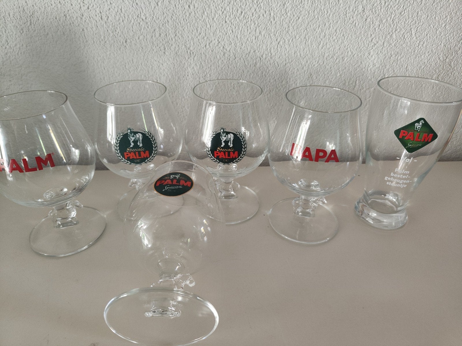 Palm bierglazen met paard verschillende afb & geheugen steun, Verzamelen, Ophalen of Verzenden, Zo goed als nieuw, Glas of Glazen