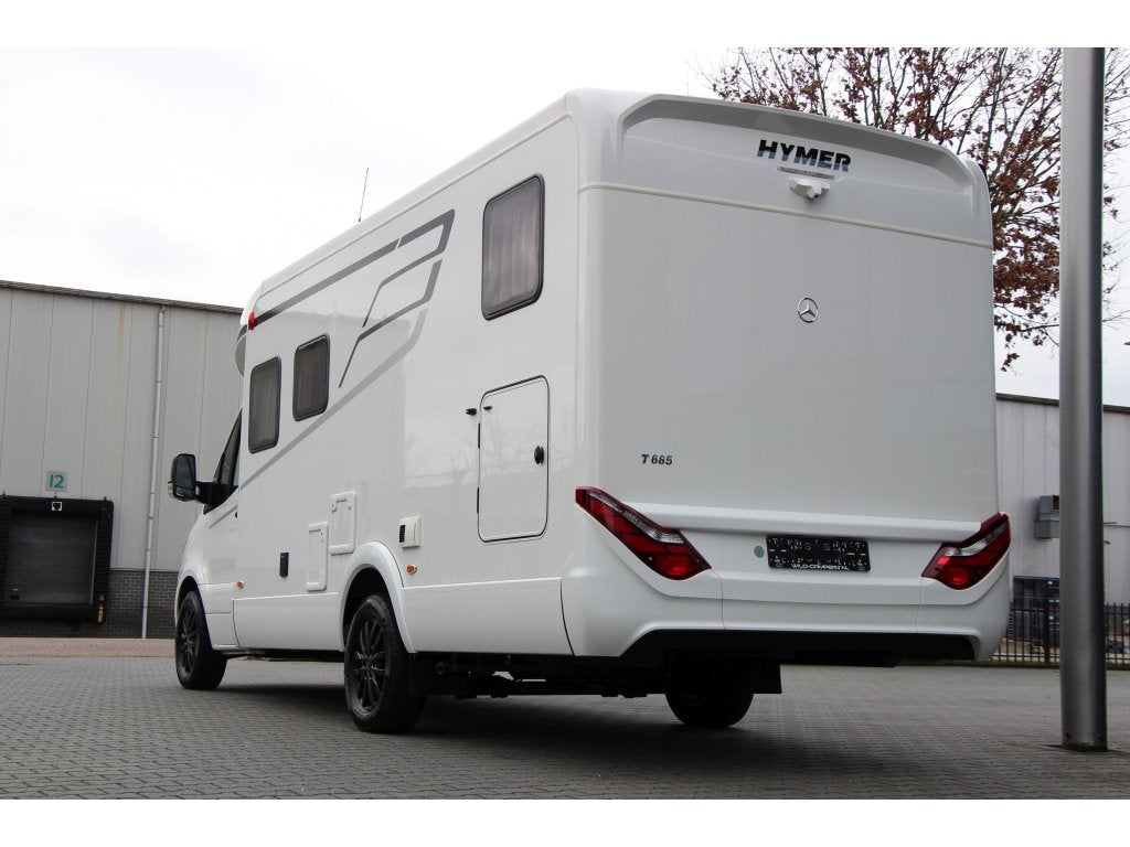 Caravans And Camping Hymer