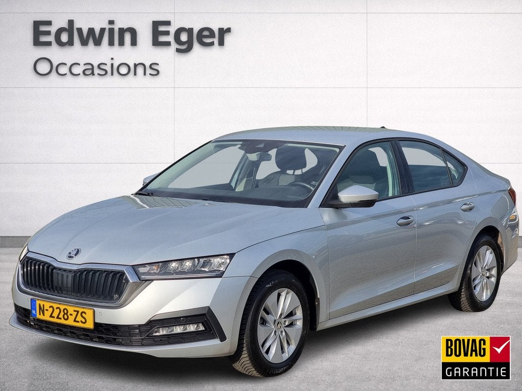 Skoda Octavia 1.0 TSI Business Edition | Apple car play | An