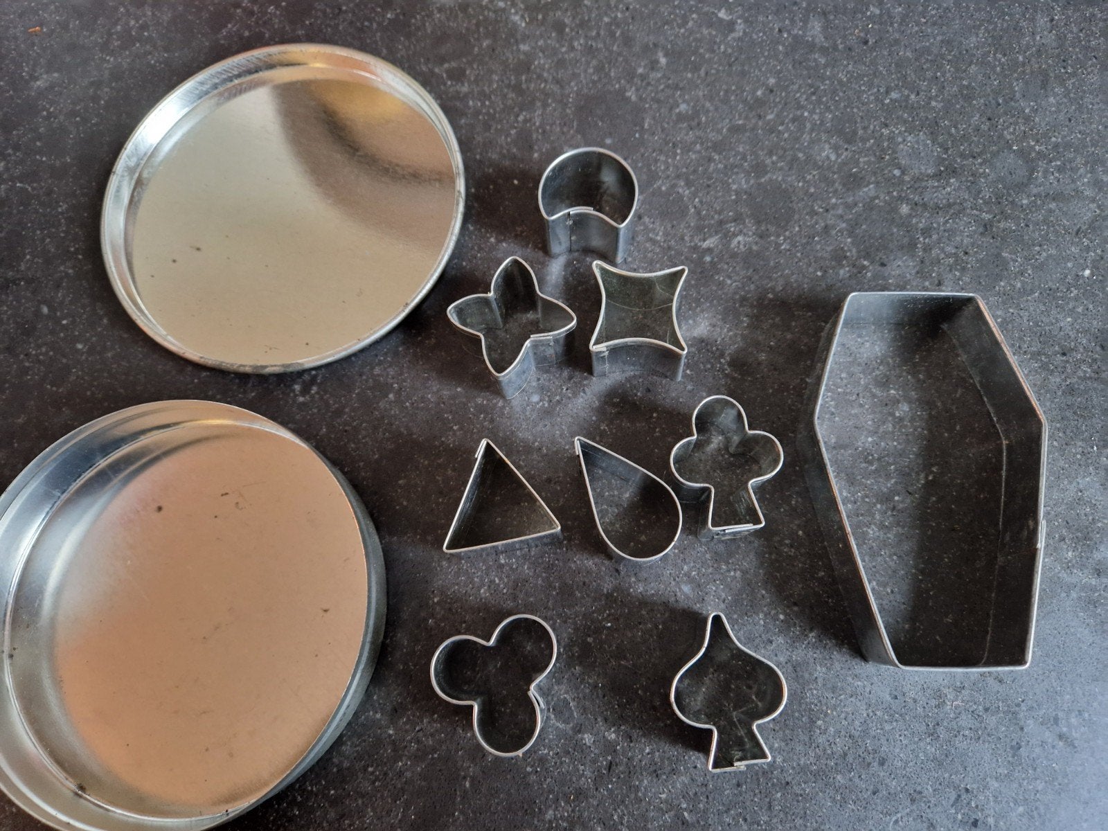 Uitsteekvormpjes, Ophalen of Verzenden, Zo goed als nieuw, Taarten of Cupcakes, Versiering