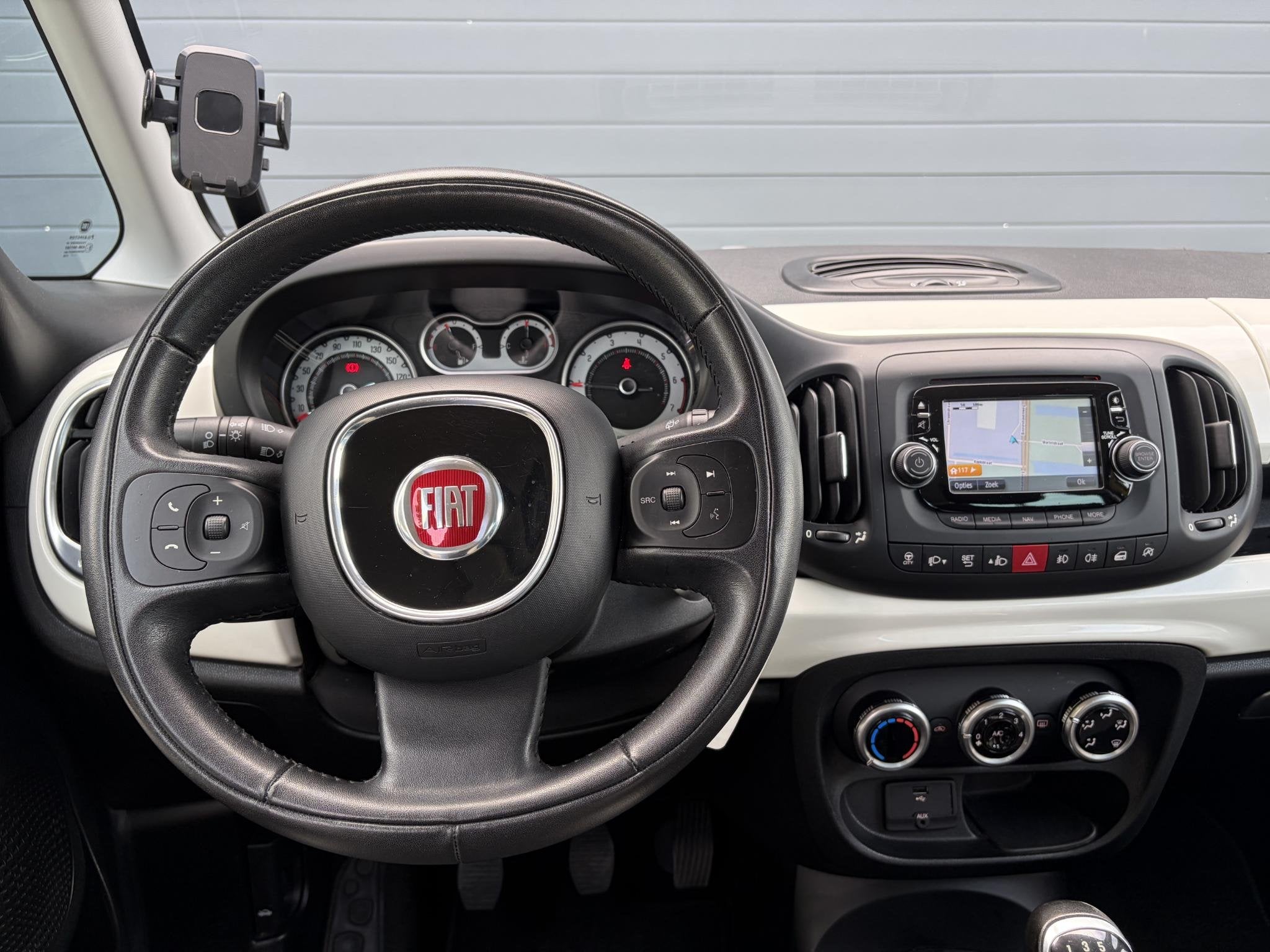 Fiat 500 L 0.9 TwinAir Trekking ✓2e Eigenaar✓Navi✓Stoe, Auto's, Voorwielaandrijving, Gebruikt, Euro 6, Automatische klimaatregeling