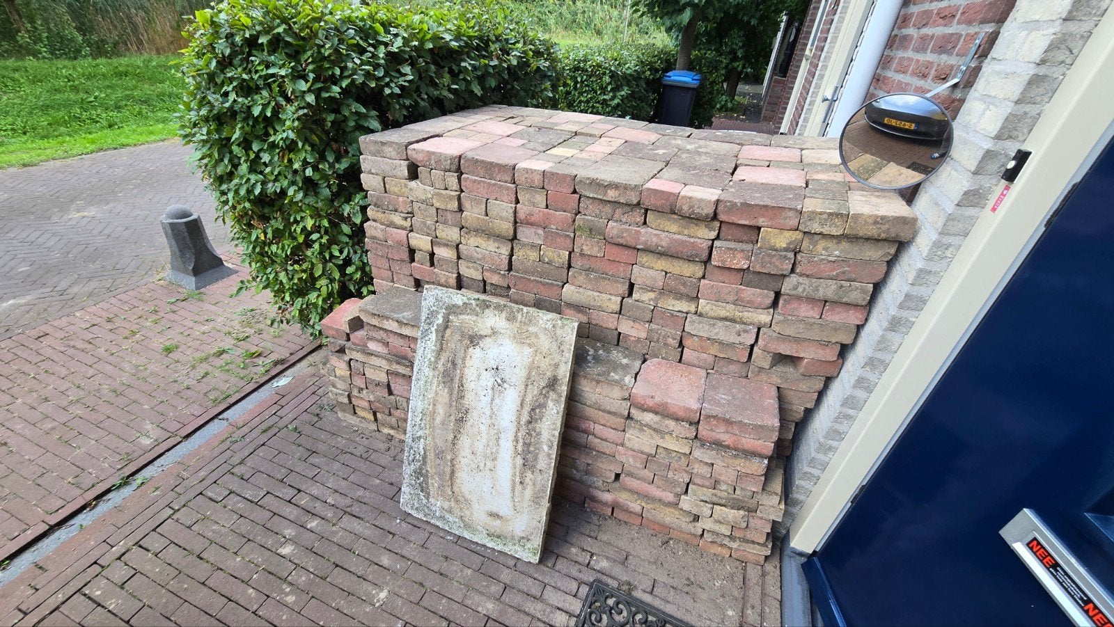 GRATIS Trommelstenen assorti voor terras (ca. 28 m²), Tuin en Terras, Ophalen, Gebruikt, 10 m² of meer, Beton
