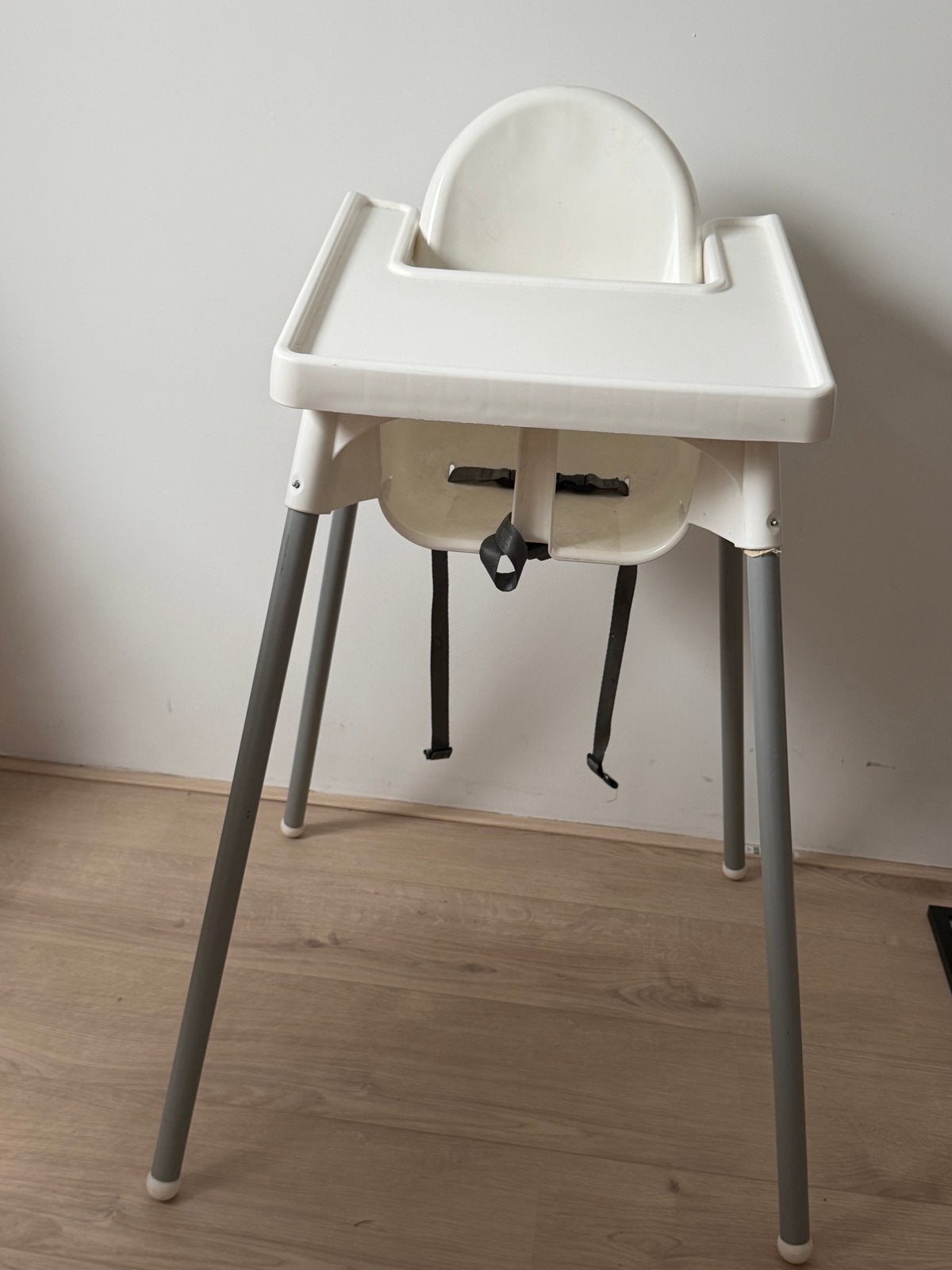 IKEA Antilop kinderstoel met eetblad en gordel, Kinderen en Baby's, Ophalen of Verzenden, Gebruikt, Overige typen, Afneembaar eetblad