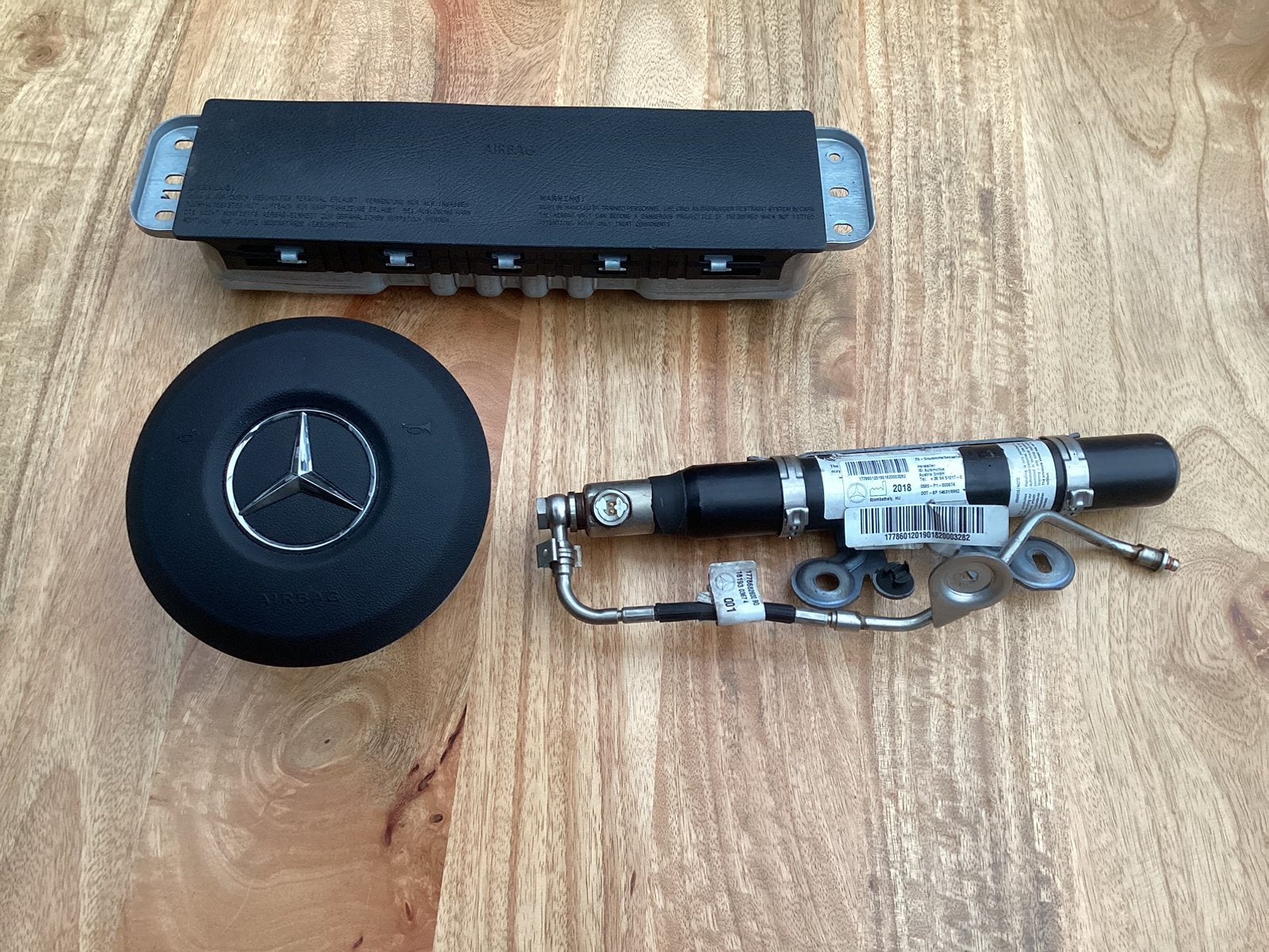 Mercedes AMG A,CLA STUURAIRBAG KNIEAIRBAG GASGENERATOR, Ophalen of Verzenden, Gebruikt, Mercedes-Benz