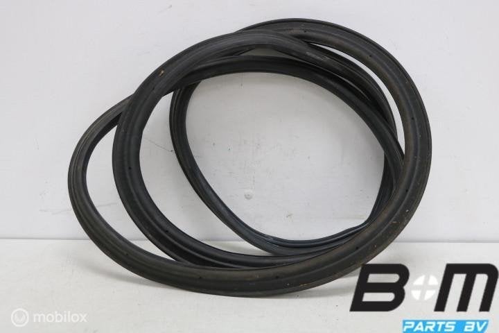 Kofferbak rubber VW Jetta 1K5827705C, Auto-onderdelen, Interieur en Bekleding, Gebruikt