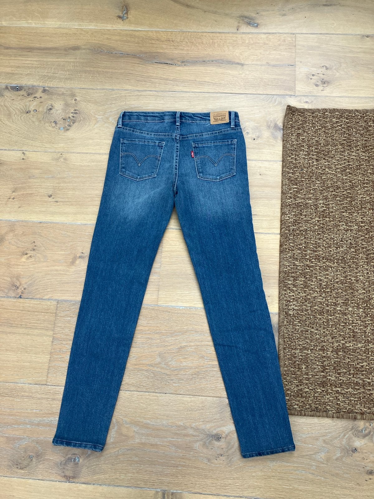 Mooie Levi's spijkerbroek mt 152, Ophalen of Verzenden, Zo goed als nieuw, Meisje, Broek