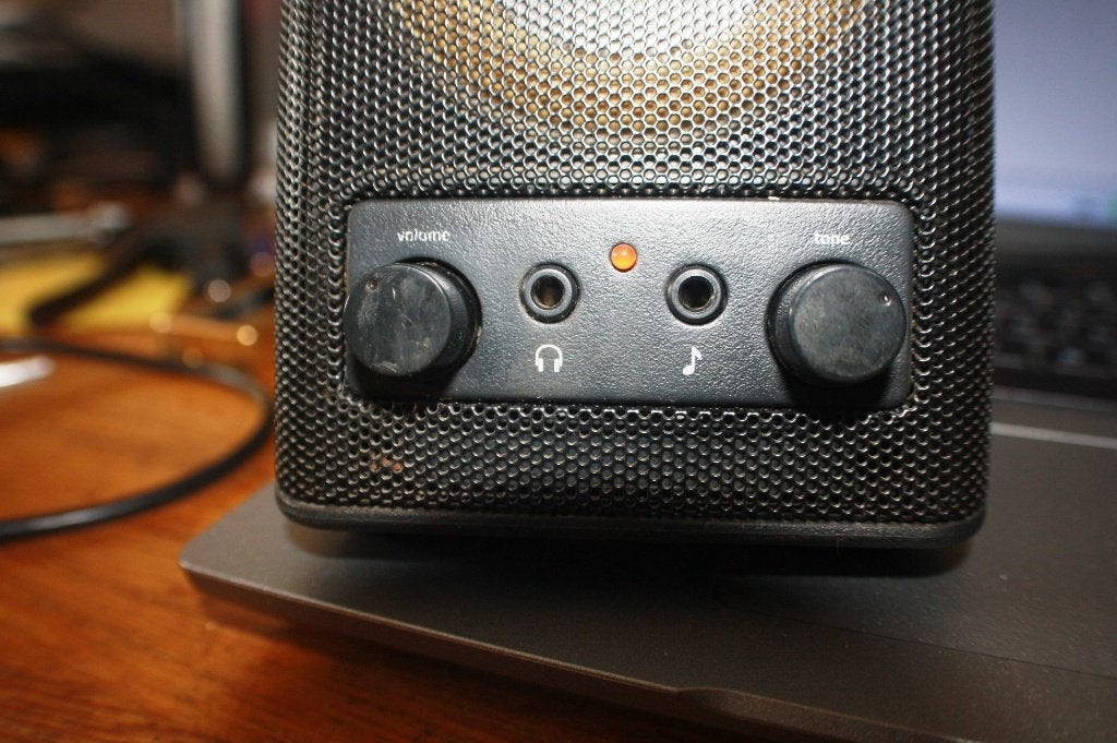 logitech luidsprekers, Ophalen of Verzenden, Gebruikt, Minder dan 60 watt, Overige merken