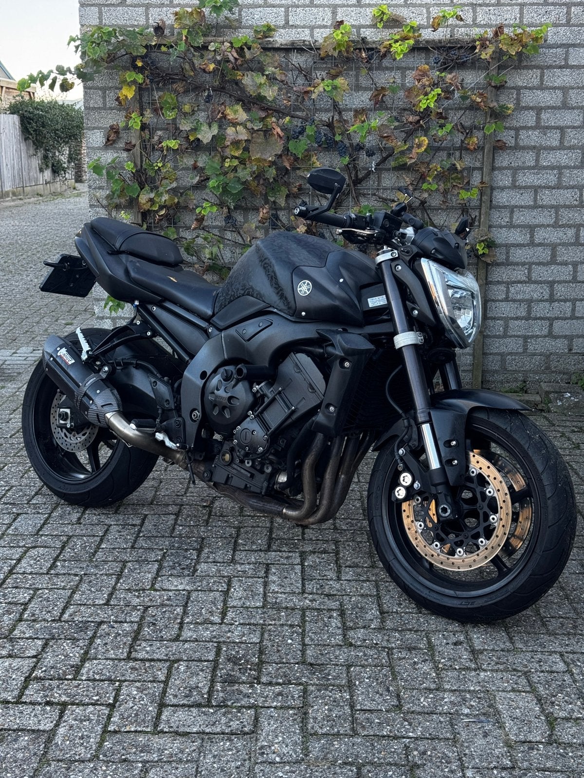 Yamaha FZ1 Naked, LED Verlichting, 4 cilinders, Motorrijbewijs A, Gebruikt