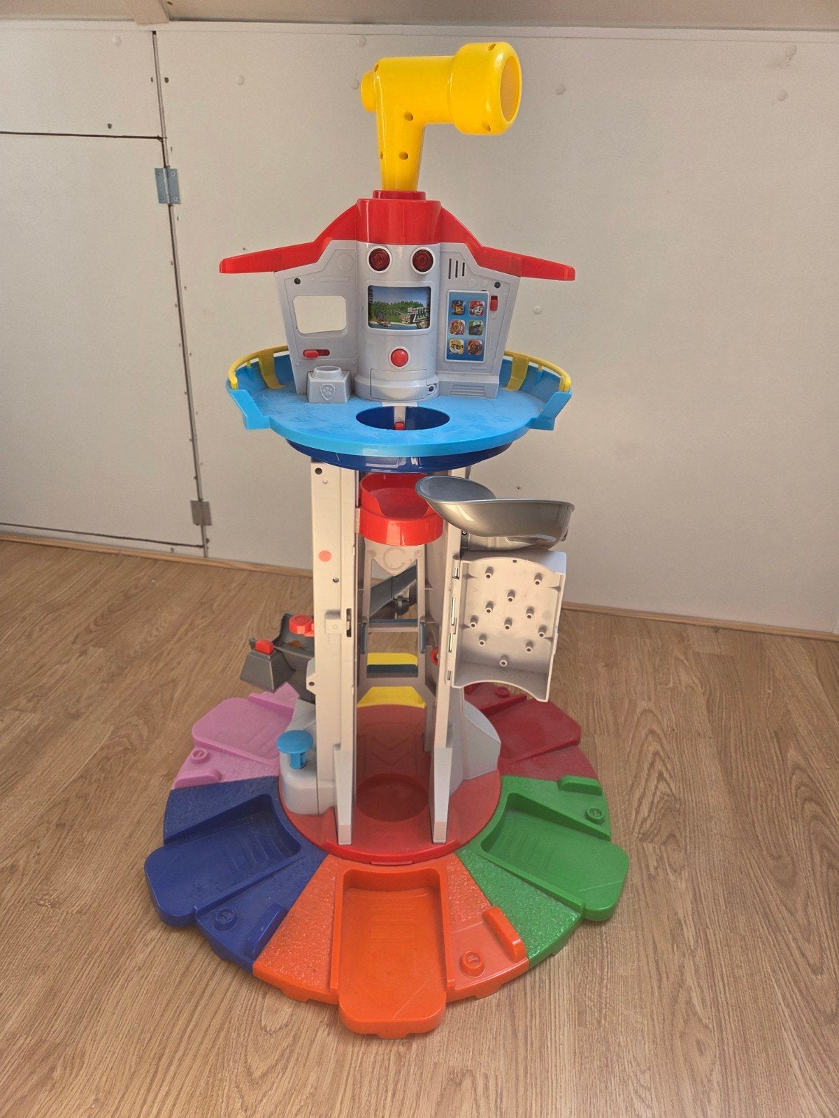 Paw Patrol Uitkijktoren met auto's, Ophalen, Zo goed als nieuw