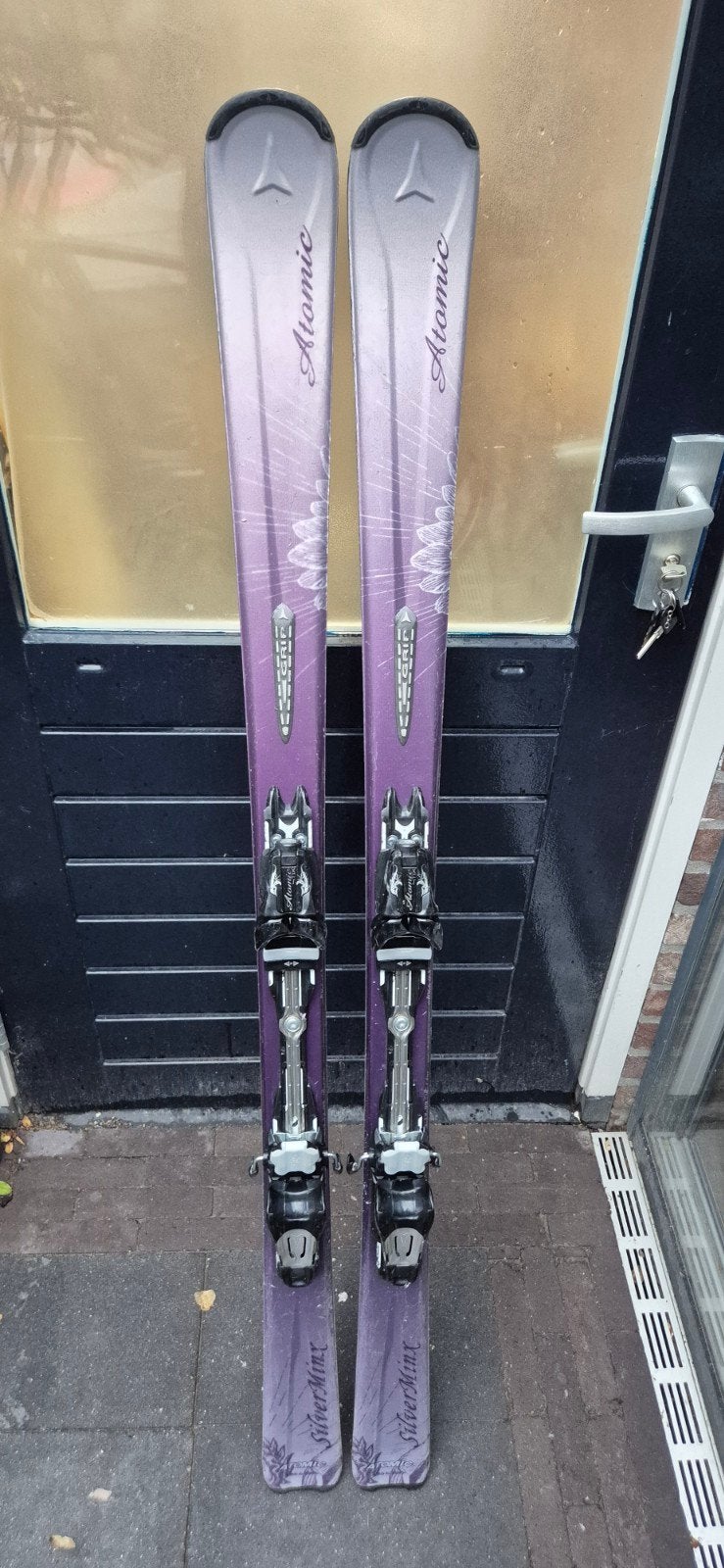 Atomic SilverMinx ski's 150cm - Goede staat, geslepen + gewa, Ophalen, 140 tot 160 cm, Gebruikt, Atomic