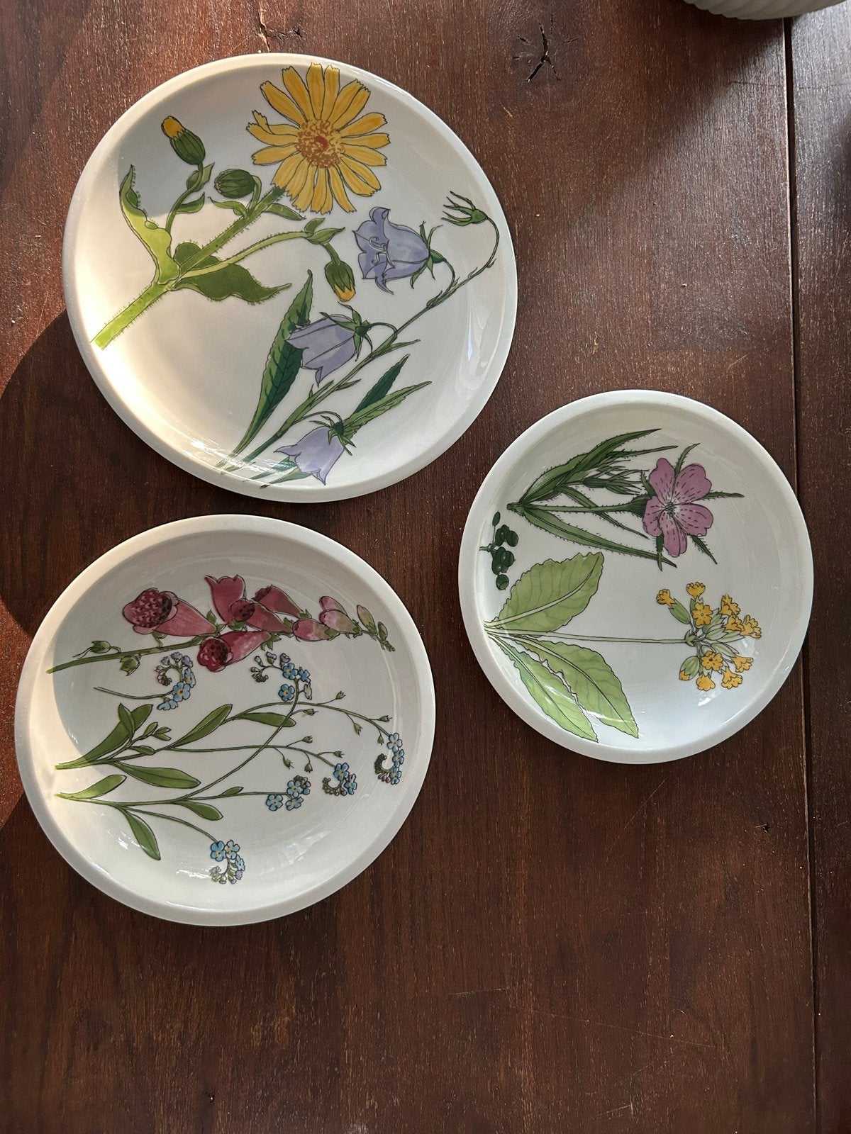 Vintage IKEA Midsommar borden met bloemenprint, Ophalen, Gebruikt, Keramiek, Vintage