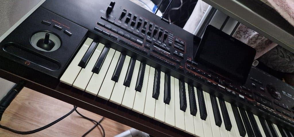 Korg pax4 61 toetsen oriental, Ophalen, Korg, Aanslaggevoelig, 61 toetsen