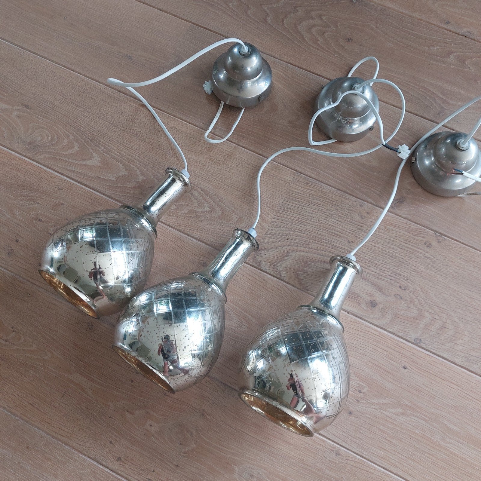 Hanglampen Silverglas, Ophalen