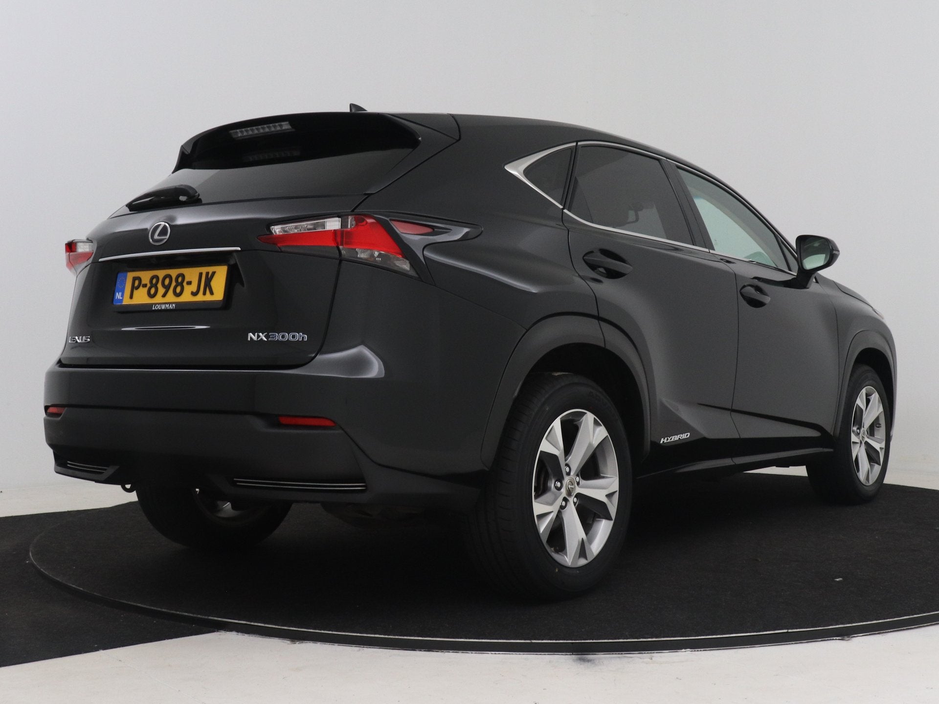 Lexus NX 300h AWD President Line Limited | Dealer Onderhoude, Auto's, Automaat, Gebruikt, Leder, Bedrijf