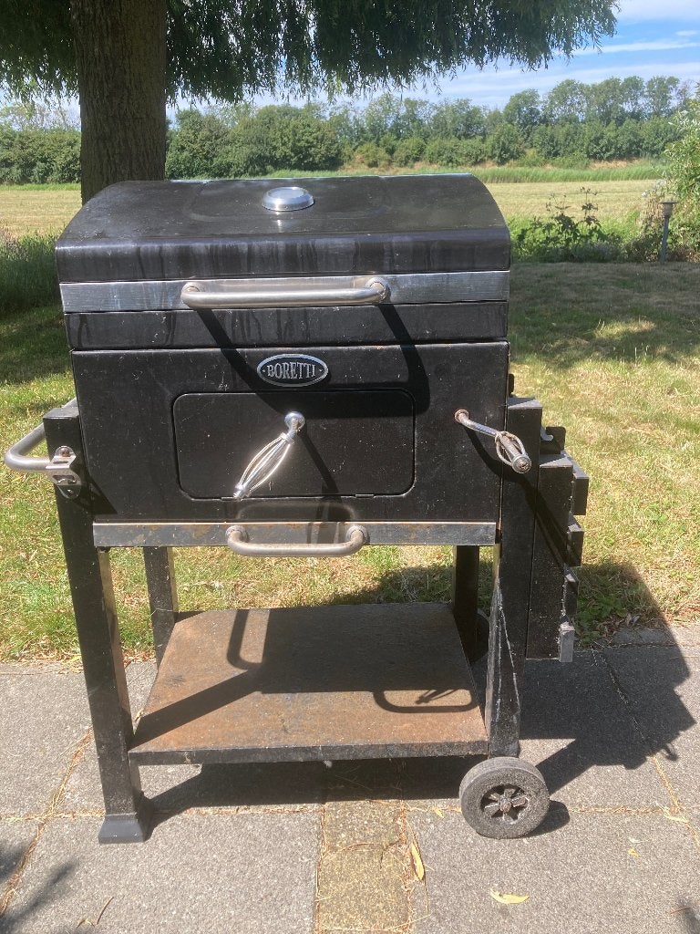 Boretti houtskool BBQ met hoes en boekje, Tuin en Terras, Houtskoolbarbecues, Ophalen, Gebruikt, Boretti