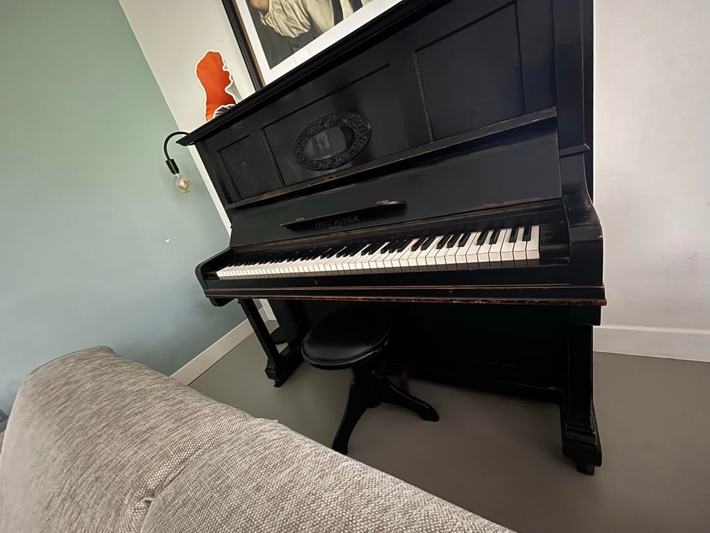 Gratis af te halen. Fritz Kuhla Piano - Zwart, Gebruikt, Muziek en Instrumenten, Ophalen, Gebruikt, Zwart, Piano