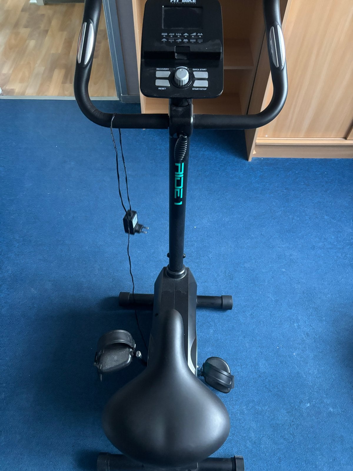 Fit Bike Hometrainer - Zo goed als nieuw, Ophalen, Zo goed als nieuw, Metaal, Benen