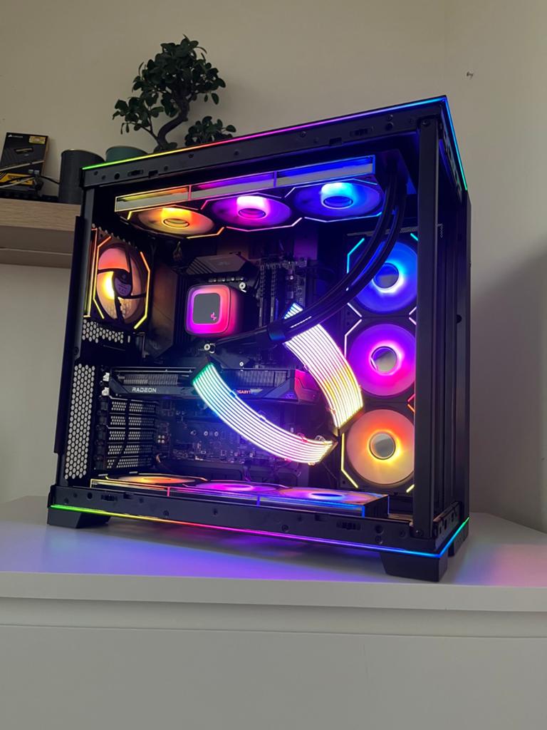 Krachtige Gaming PC - AMD Ryzen 7 5800X, RX 9060 XT, 32GB RA, 1 TB SSD, 32 GB, AMD Ryzen 7 5800X, Nieuw