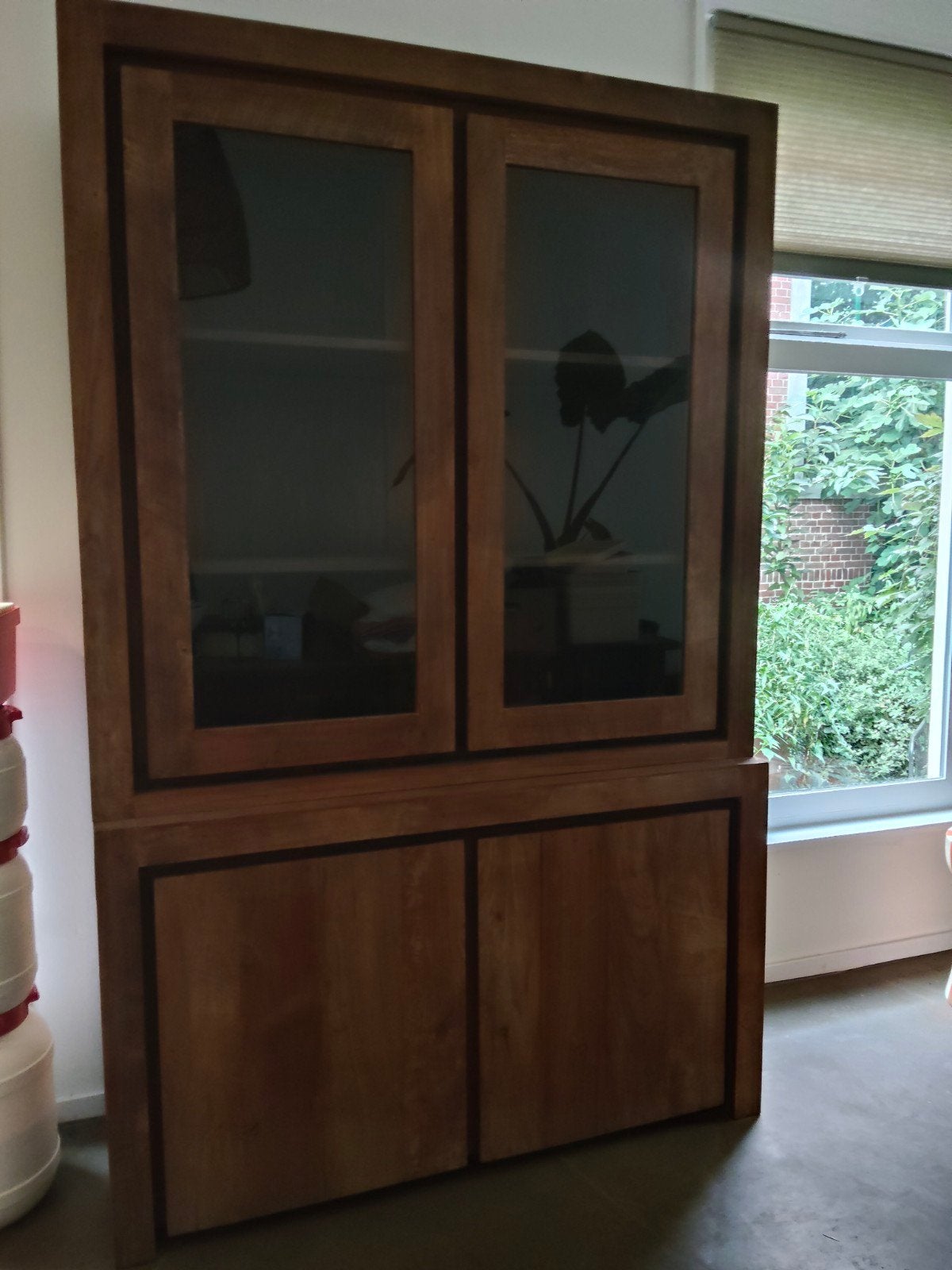 teak houten kast in zeer goede staat!, Ophalen, Met deur(en), Teakhout, Zo goed als nieuw