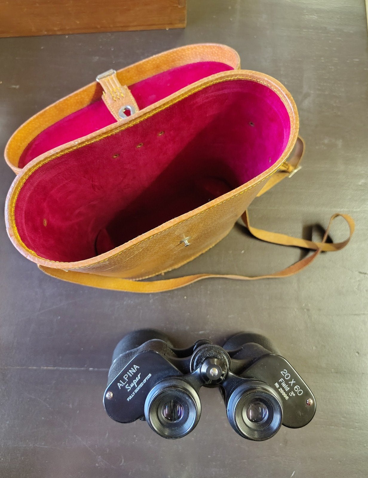 Alpina Super 20x60 Vintage Verrekijker met Leren Tas, Ophalen of Verzenden, Gebruikt, 12 tot 20x, Met hoes of tas