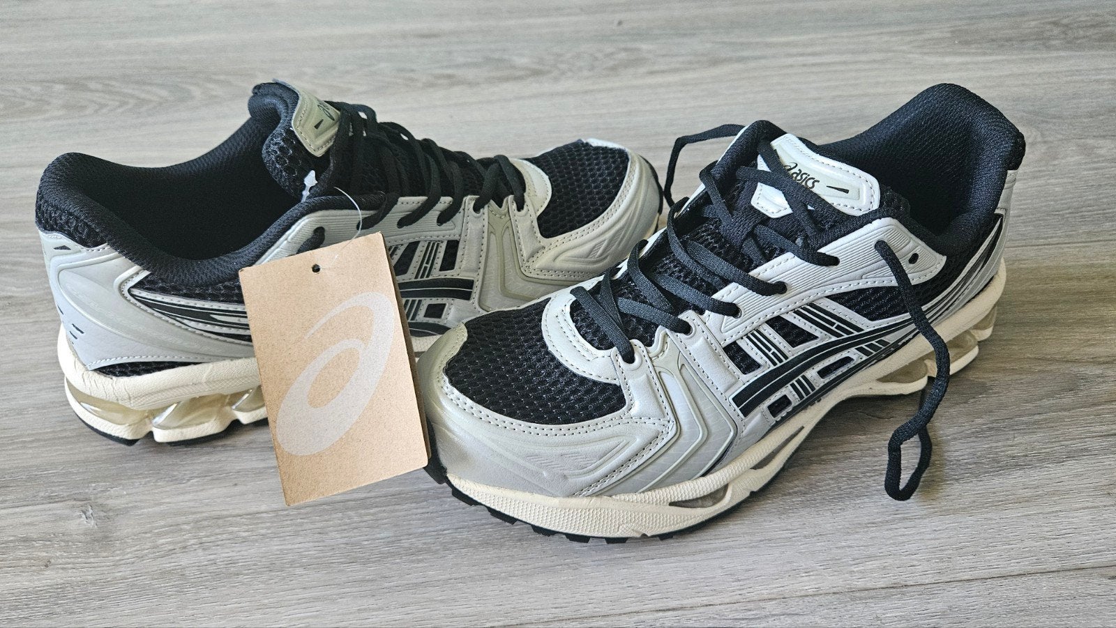 ASICS Gel-Kayano mt 44 Nieuw, Zwart, Nieuw, Overige maten, Ophalen of Verzenden