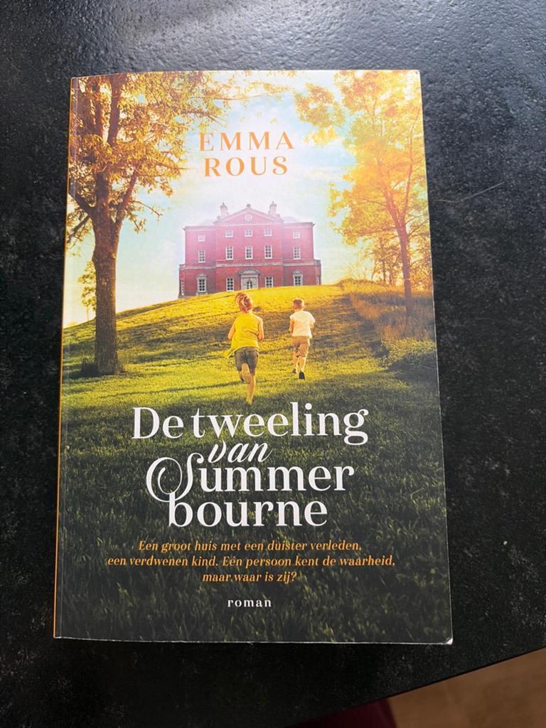 Emma Rous - De tweeling van Summerbourne, Ophalen of Verzenden, Zo goed als nieuw, Emma Rous