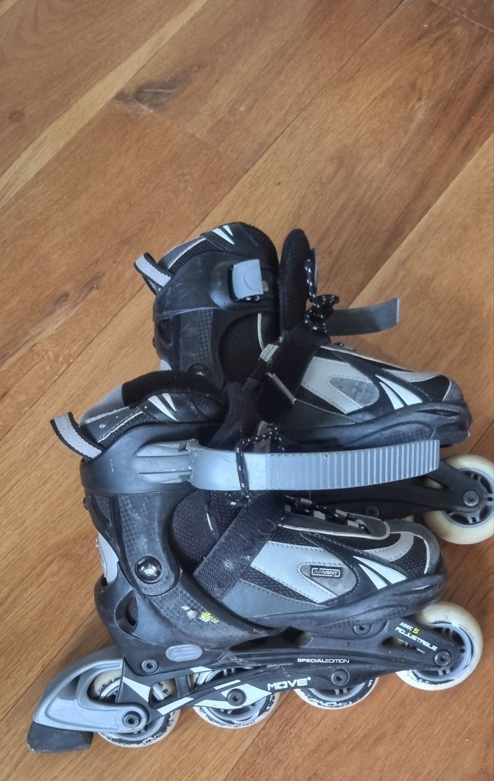 Verstelbare skeelers/skates maat 31  32 33 34, Ophalen of Verzenden, Verstelbaar, Gebruikt, Kinderen