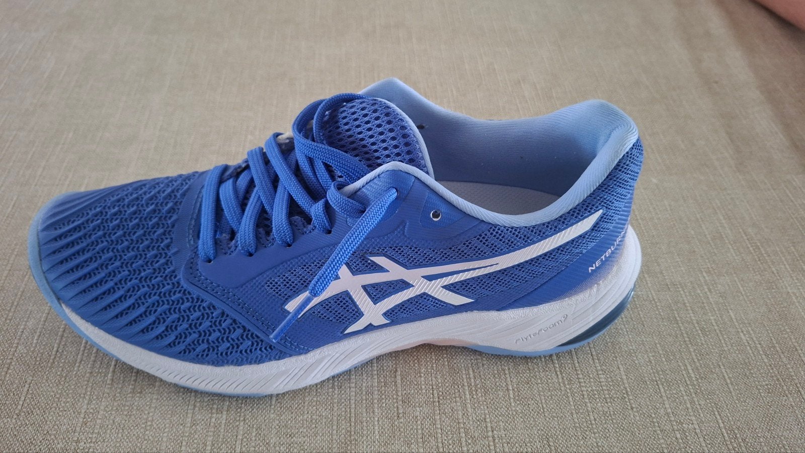 ASICS sportschoenen maat 39.5 - Zo goed als nieuw, Blauw, Sportschoenen, Ophalen of Verzenden, Zo goed als nieuw