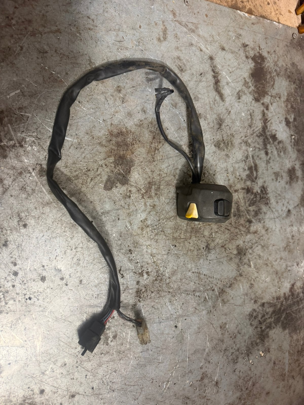 Aprillia sr50 factory control switch 50cc 70cc, Ophalen of Verzenden