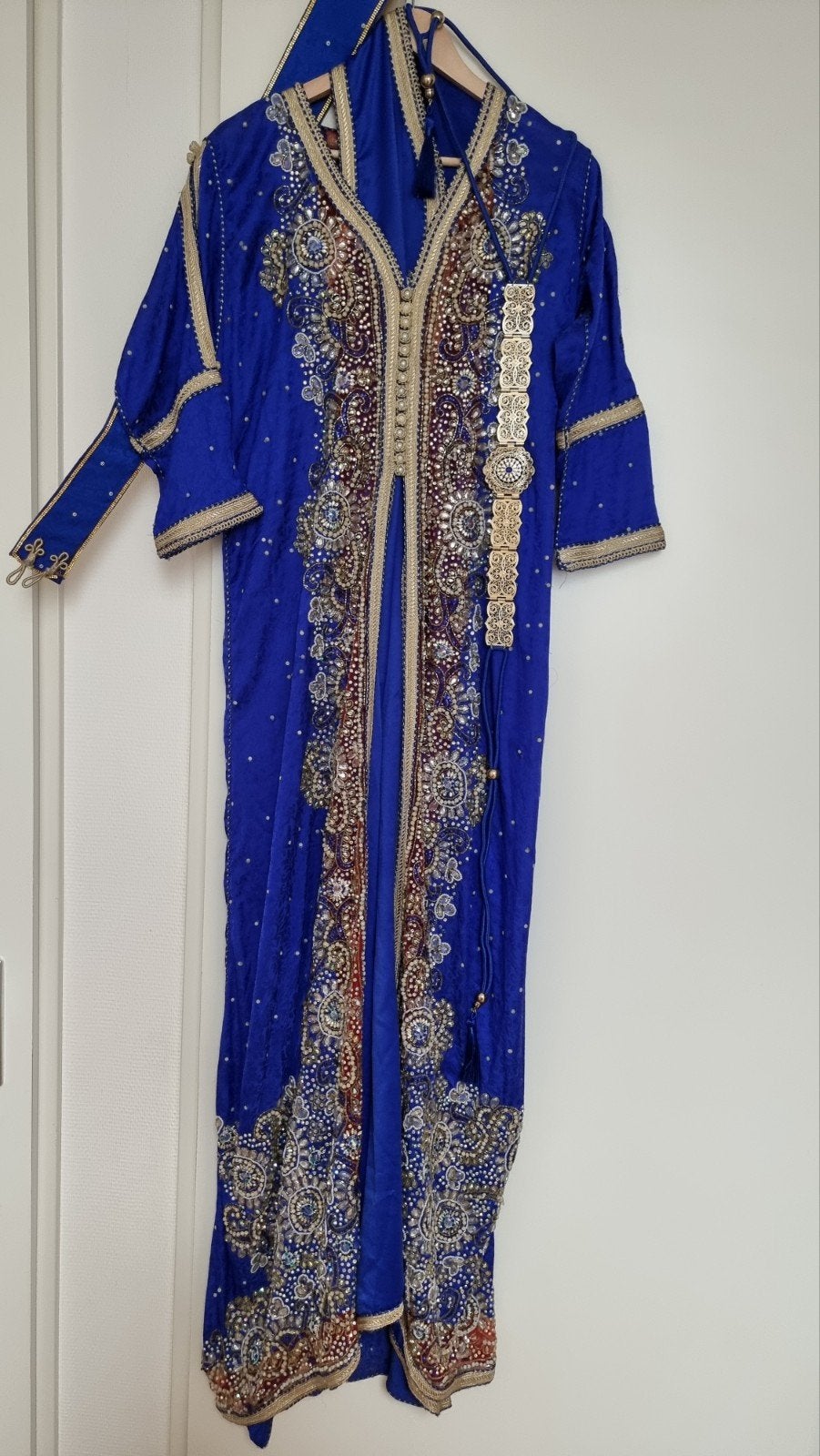Marokkaanse vrouwen jurk (takshita/takchita) kobalt blauw, Ophalen, Zo goed als nieuw, Maat 38/40 (M), Overige typen