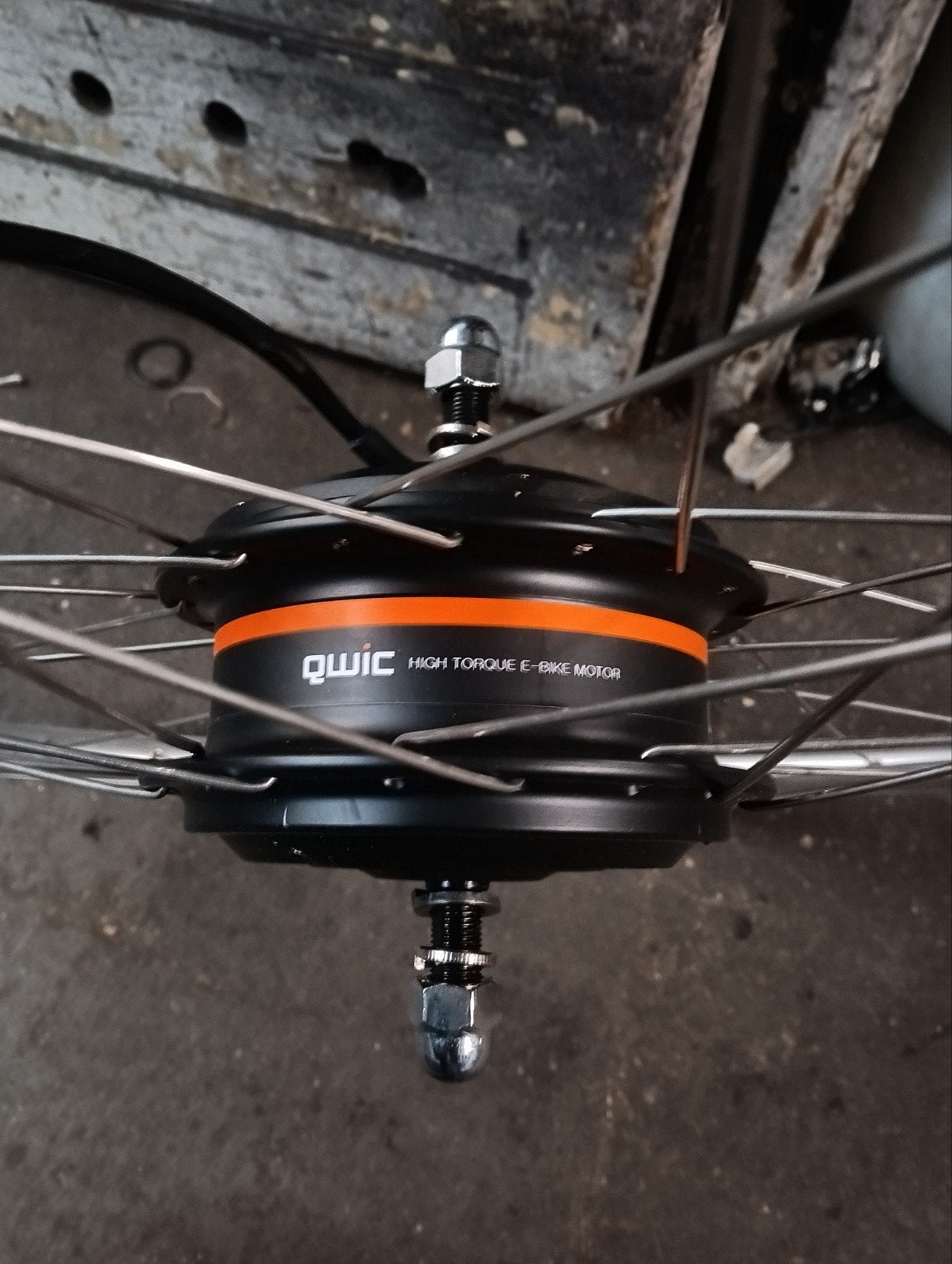 Qwic voorwiel motor ongebruikt, Ophalen, Motor