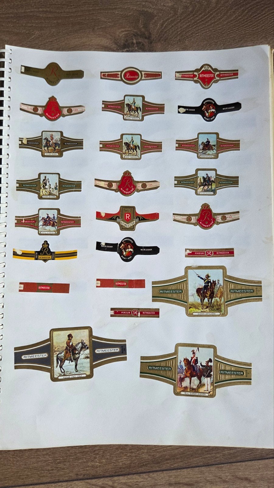 Grote collectie vintage sigarenbandjes - diverse merken, Verzamelen, Rookartikelen, Aanstekers en Luciferdoosjes, Ophalen of Verzenden